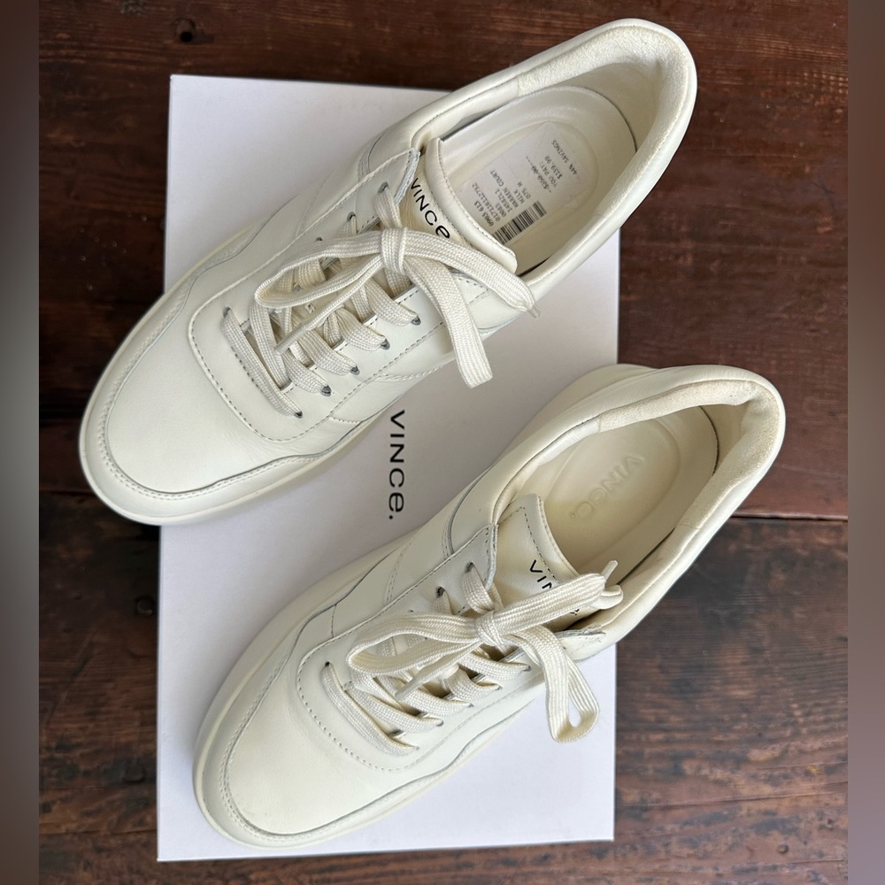 Vince Warren Court Off-White Leather Sneakers